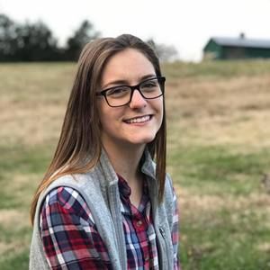 Meet your Posher, Dana